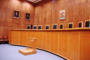 ΔΙΚΑΣΤΗΡΙΑ